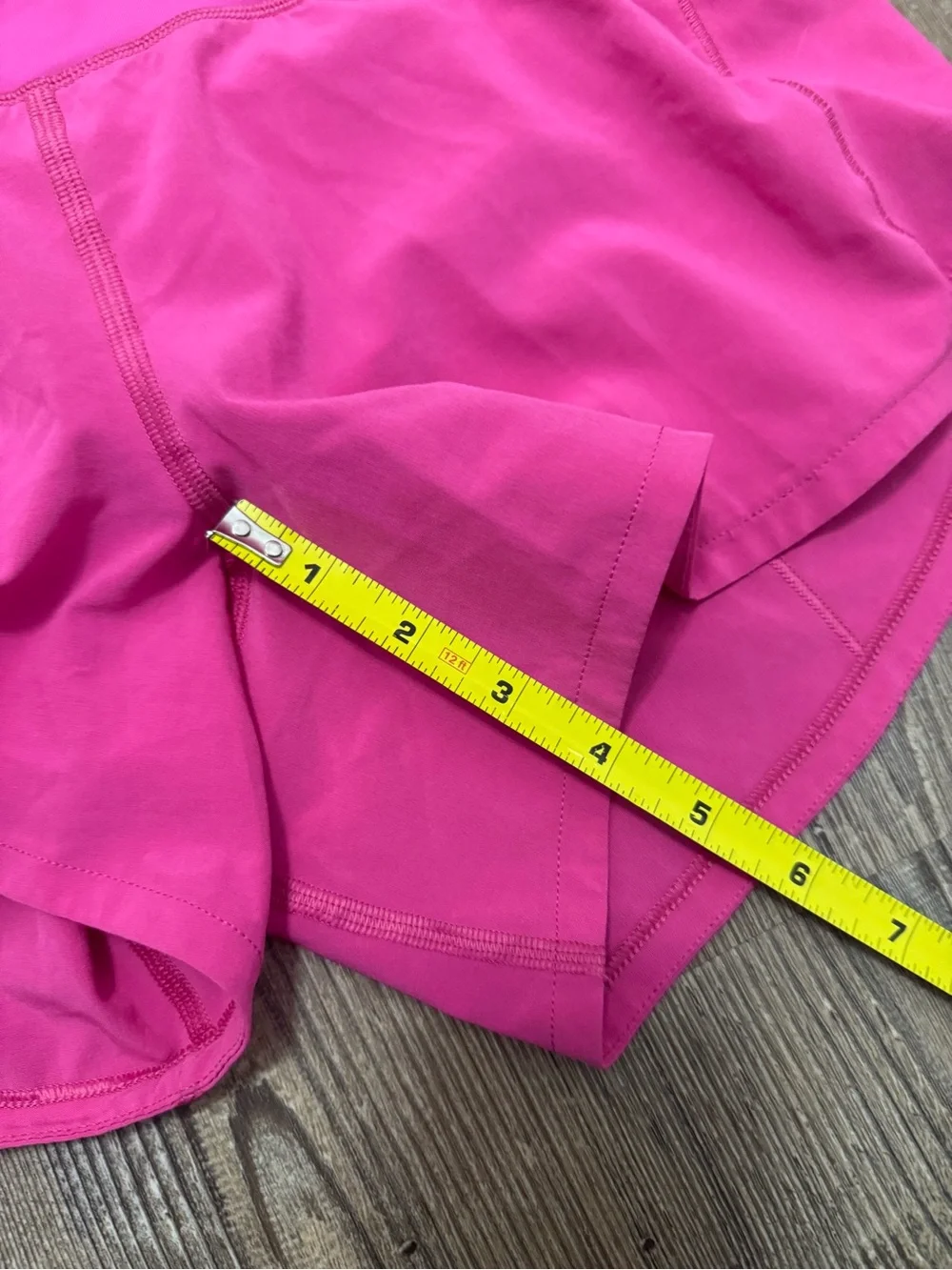lululemon speed up low rise shorts sonic pink 4" size 4 - Picture 5 of 5
